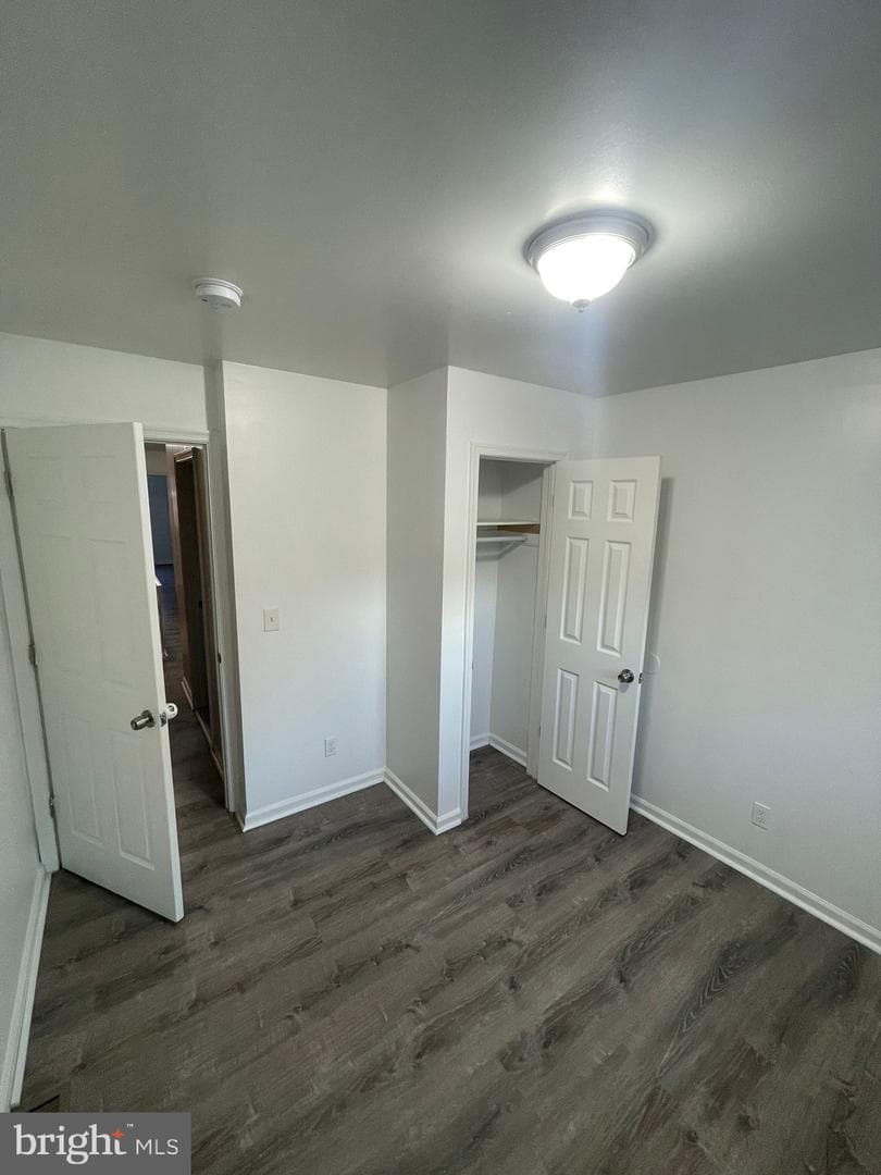 2042 Dennie Street photo 19