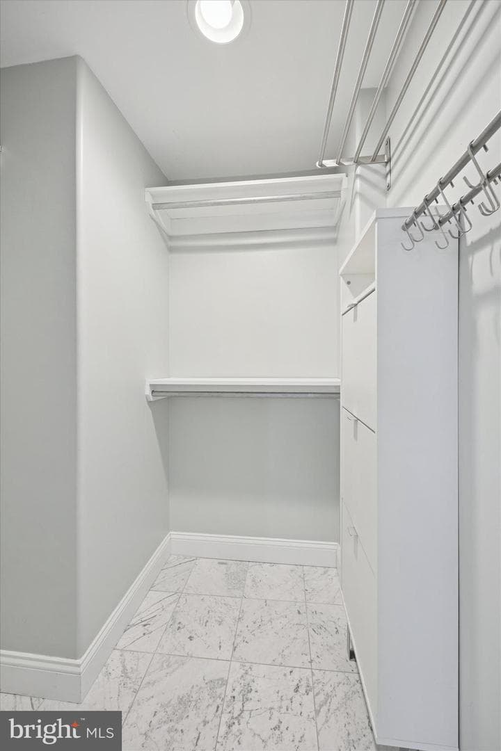 715 Rodman Street photo 8