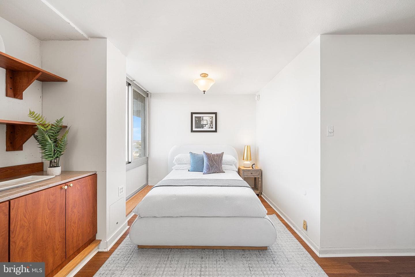 604 S Washington Sq # 2606 photo 11