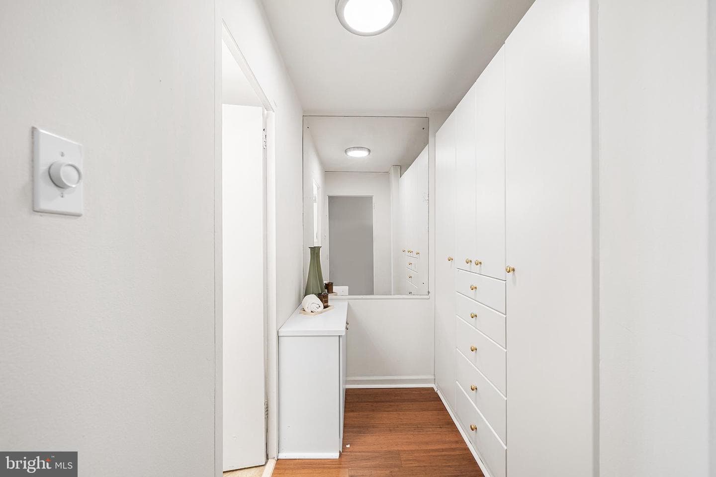 604 S Washington Sq # 2606 photo 22