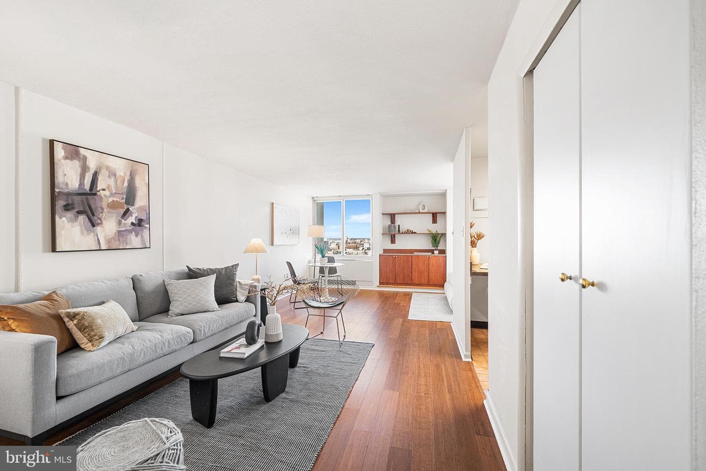 604 S Washington Sq # 2606 photo 3