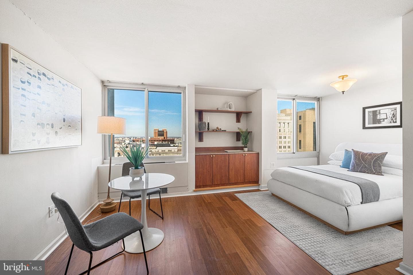 604 S Washington Sq # 2606 photo 8