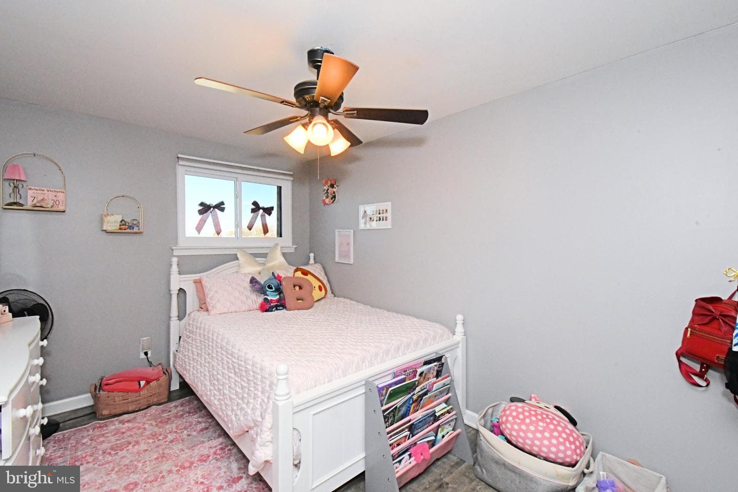 3568 Gloucester Lane photo 18