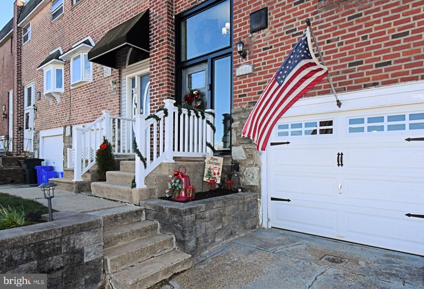 3568 Gloucester Lane photo 3
