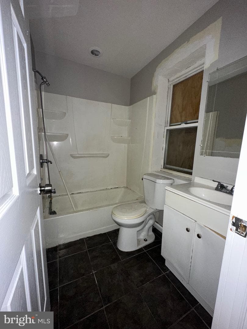 3557 Jasper Street photo 4