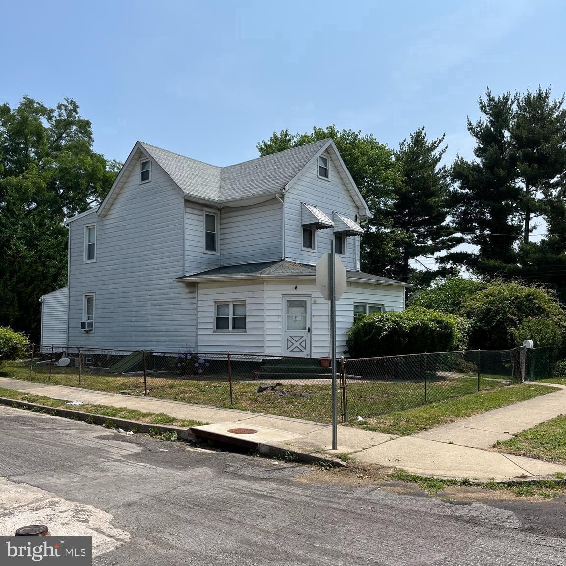 2513 S 76th Street