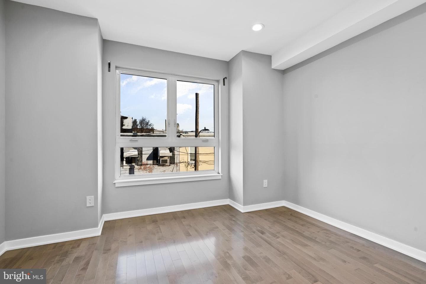 516 Pierce Street photo 11