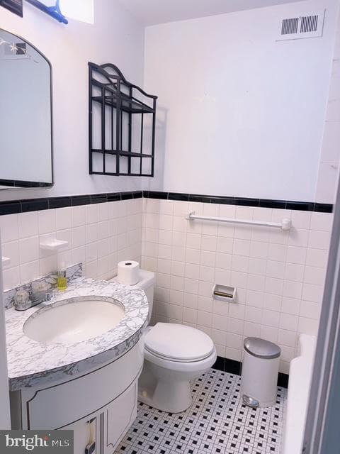 7404 Brous Avenue photo 15