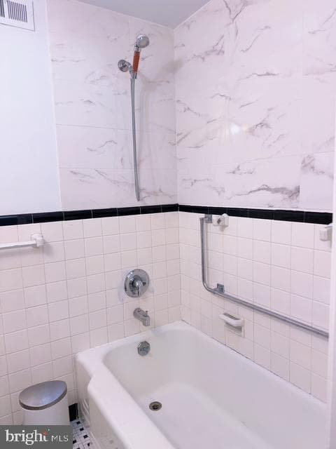 7404 Brous Avenue photo 16