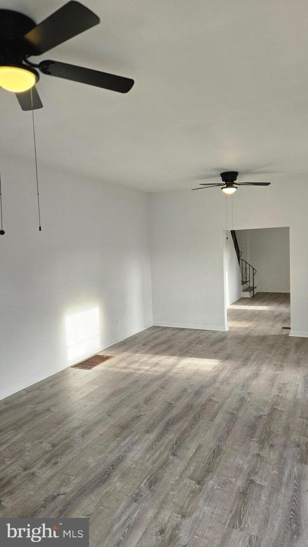 866 E Locust Avenue photo 3