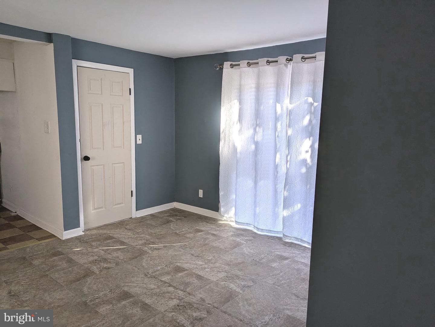 4517 Comly Street photo 12
