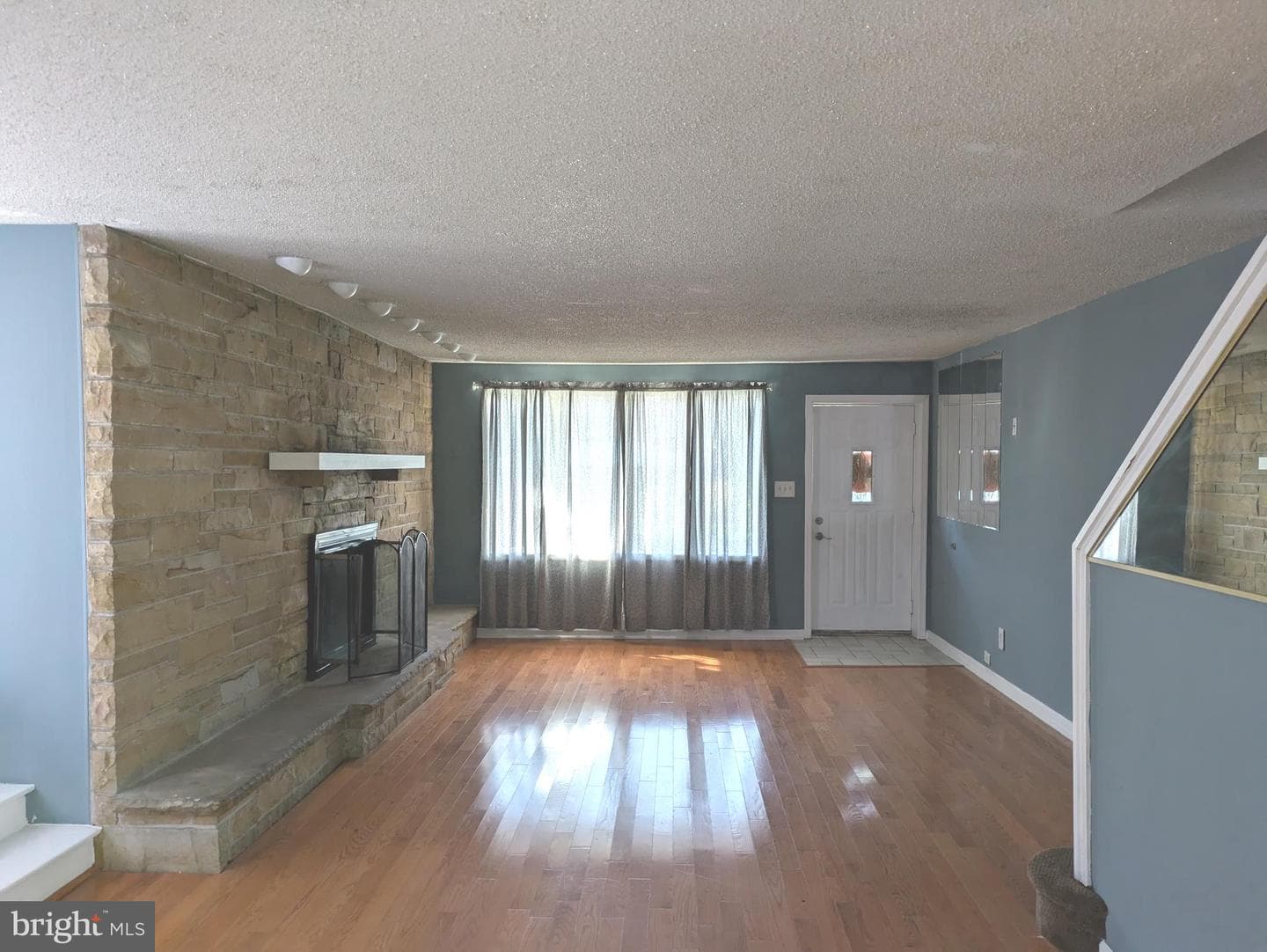4517 Comly Street photo 7