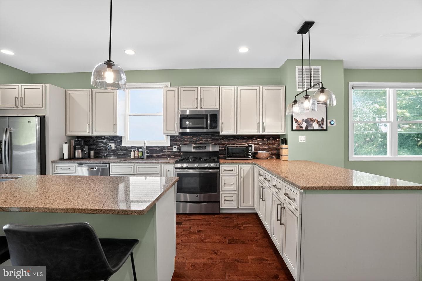 286 Parker Avenue #g photo 17