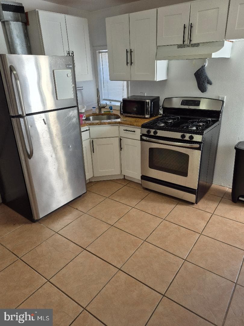 332 Daly Street photo 5