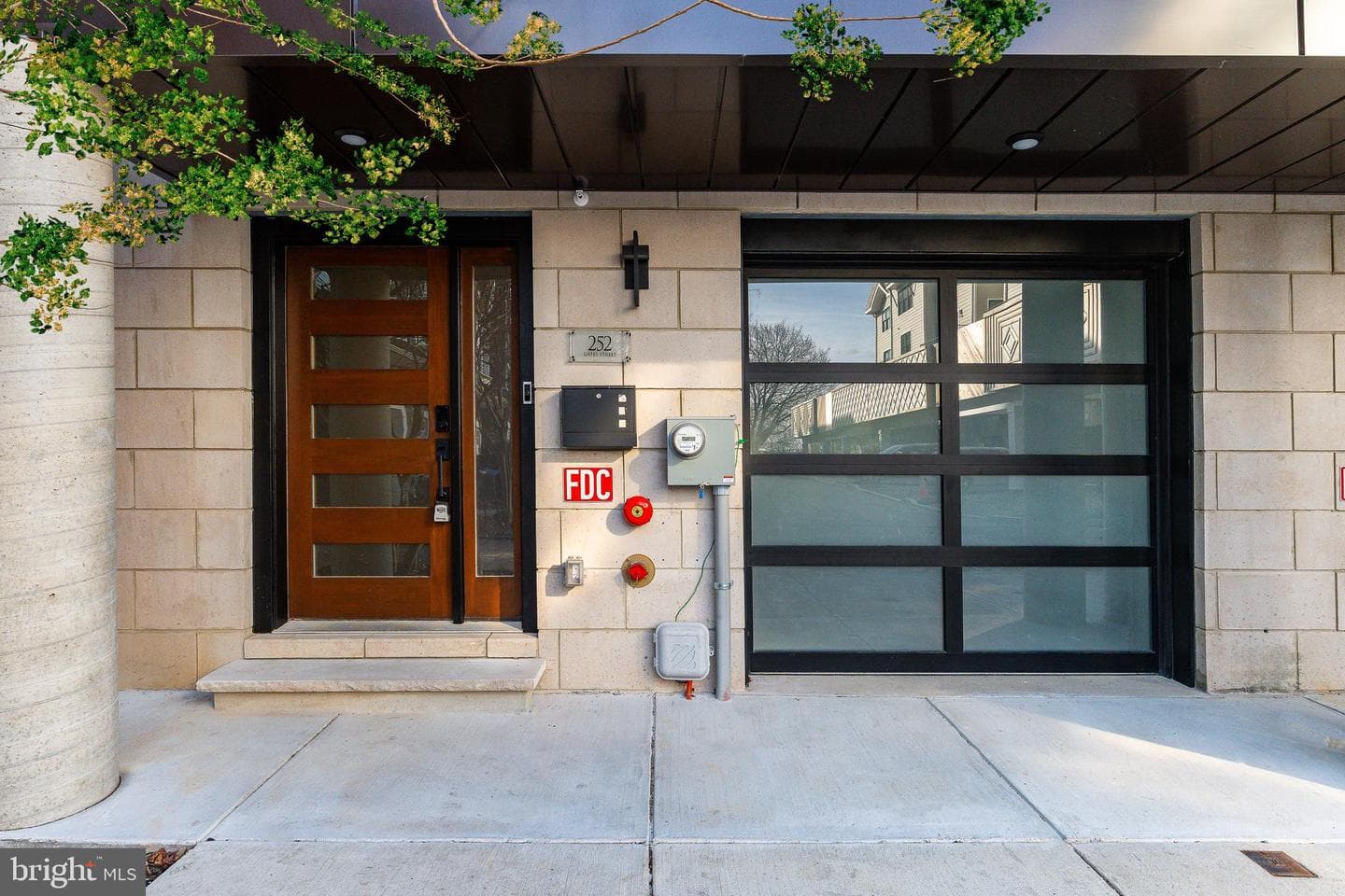252 Gate Street photo 6