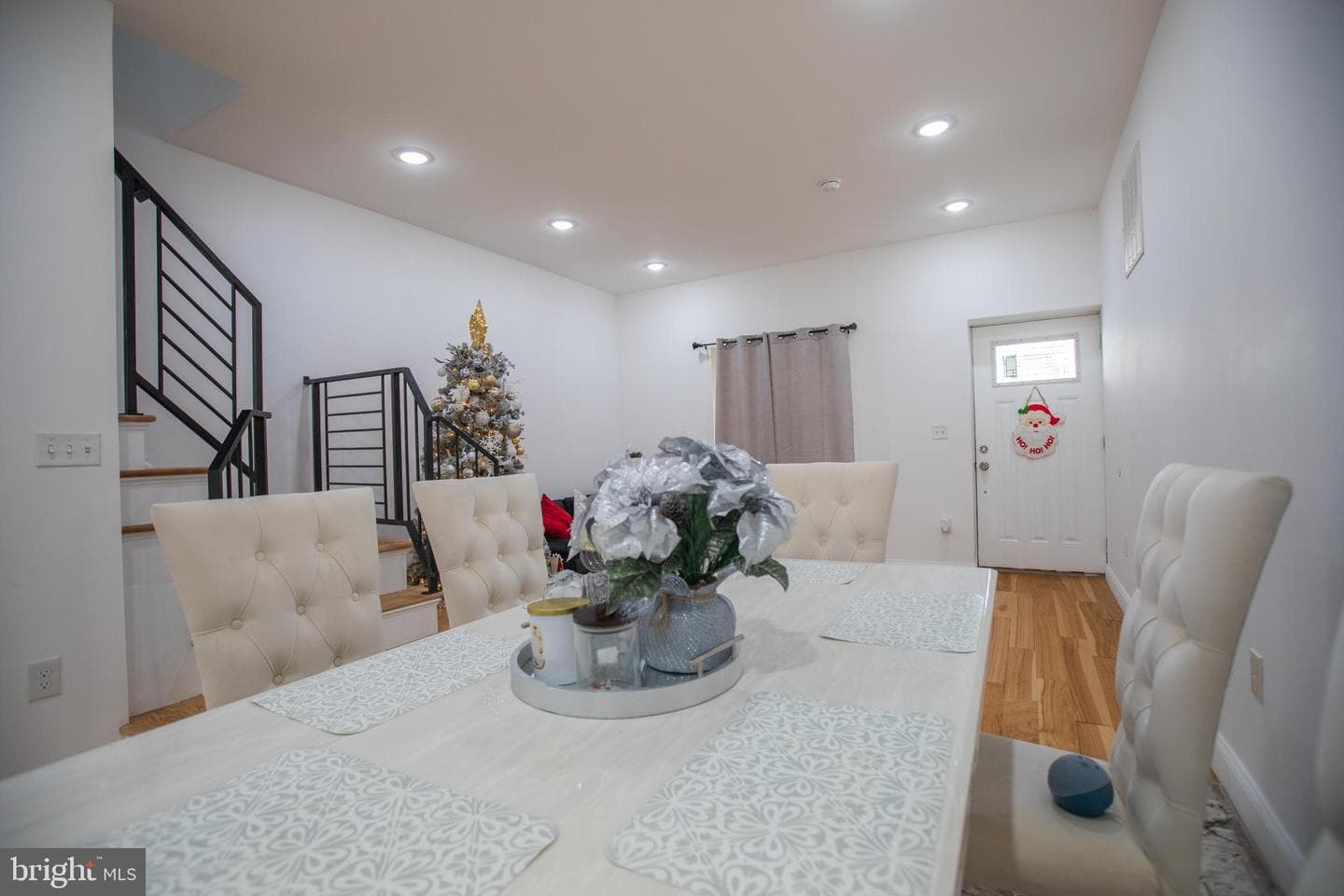 1424 S Vogdes Street photo 10