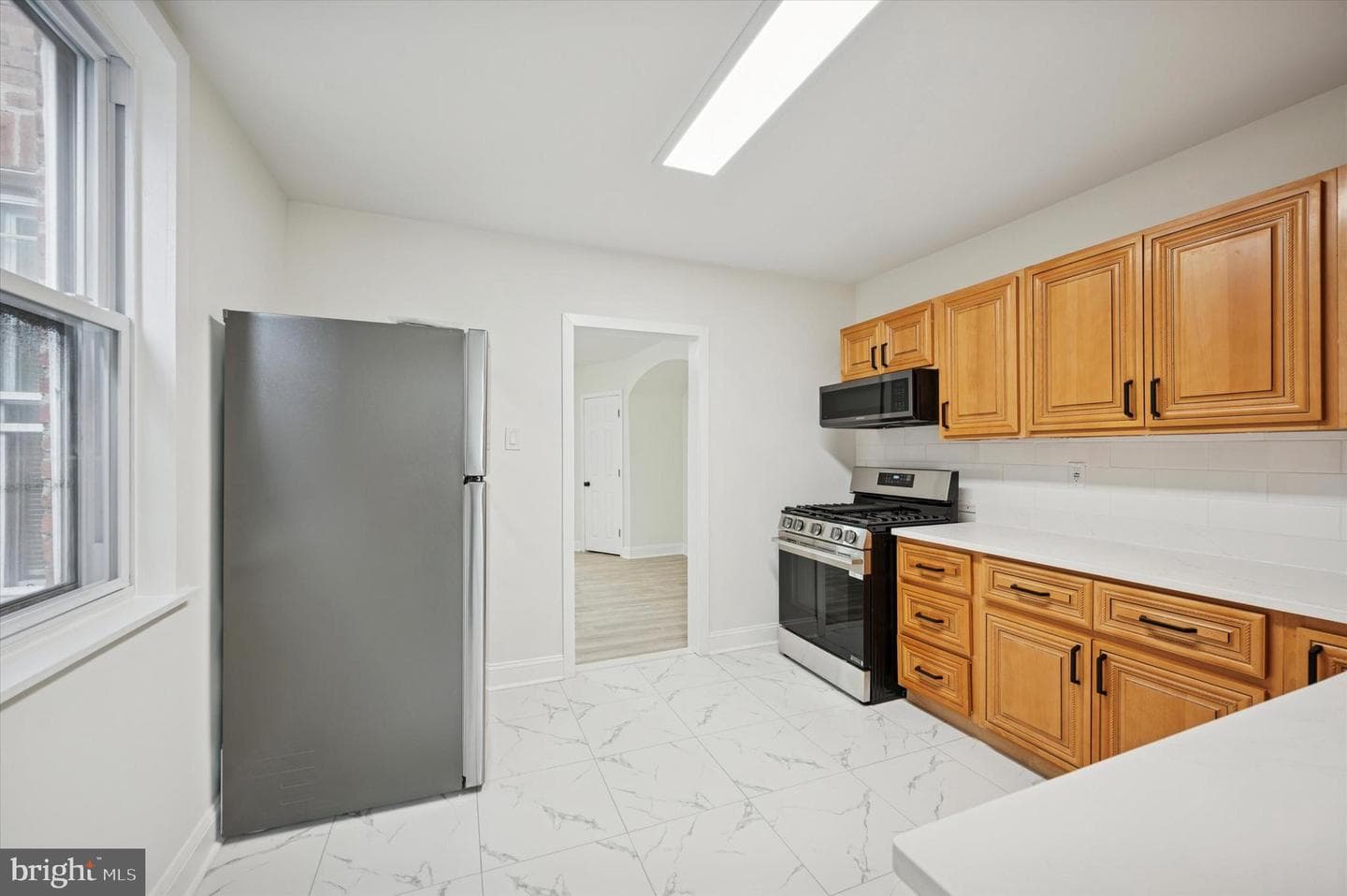 5232 Arlington Street photo 10