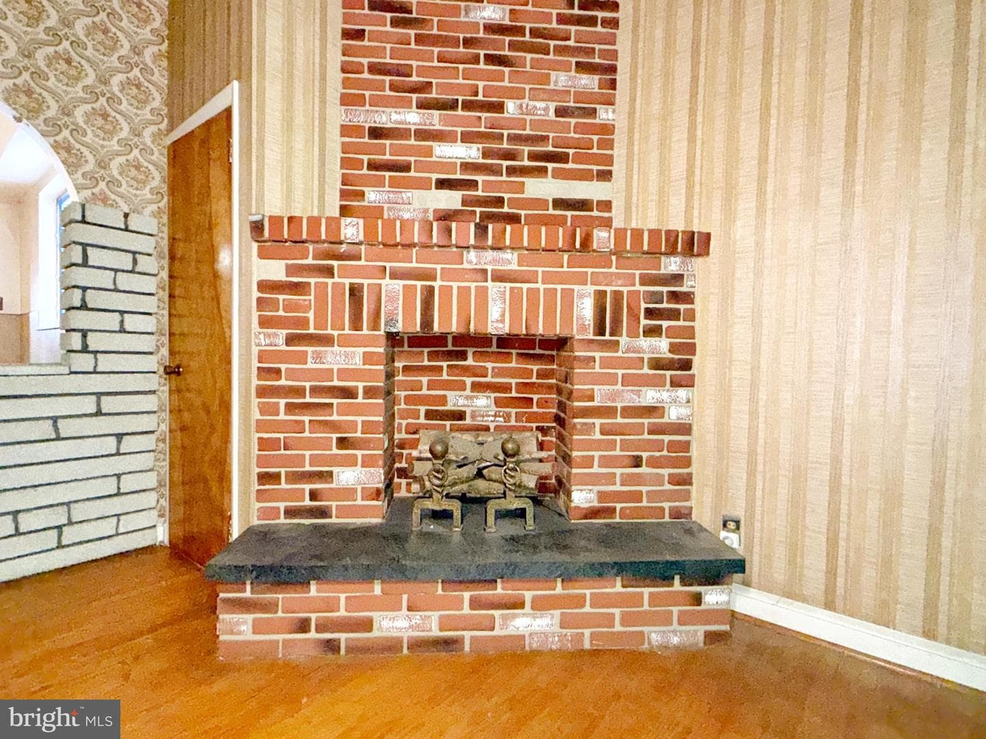 1031 Morris Street photo 11