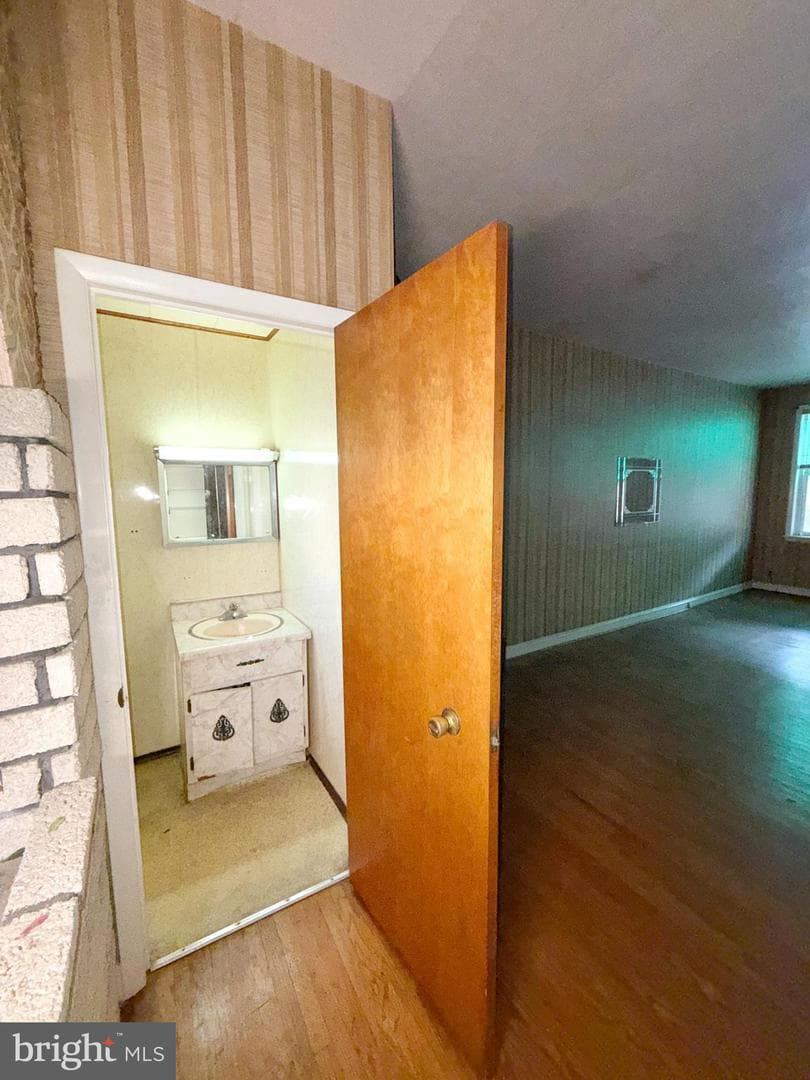 1031 Morris Street photo 14