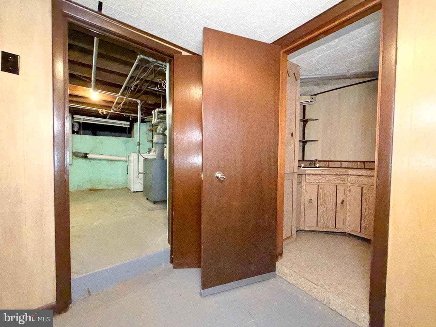 1031 Morris Street photo 28
