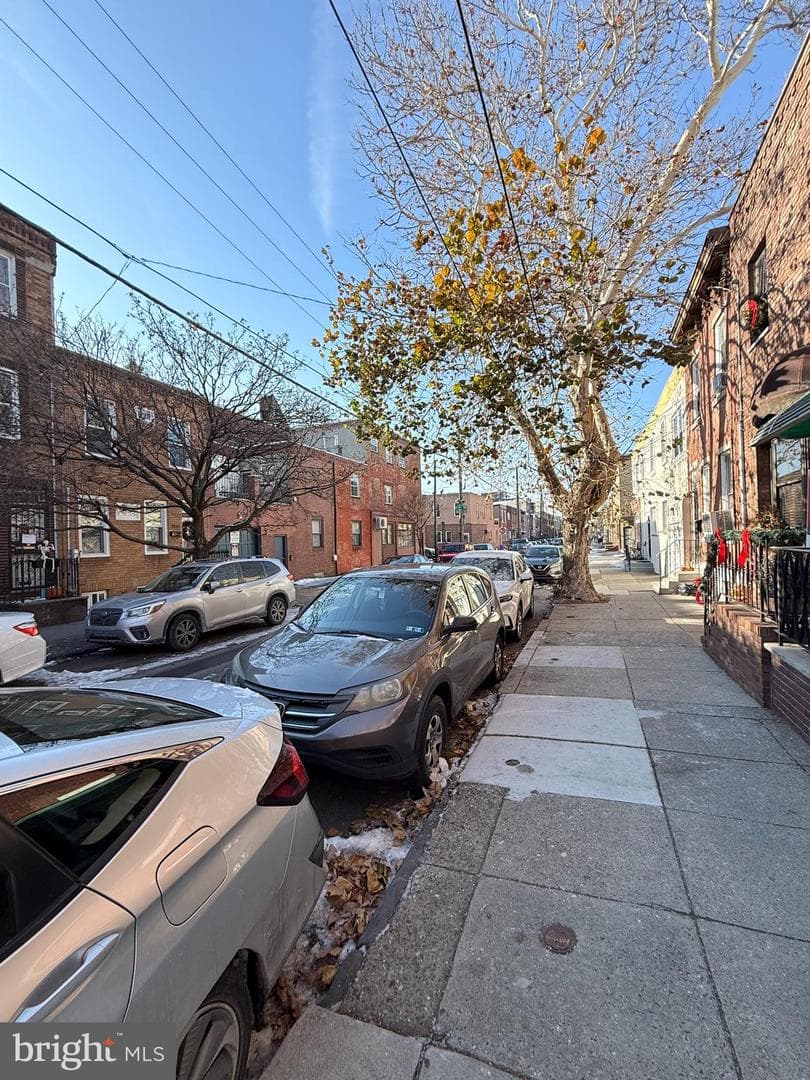 1031 Morris Street photo 3