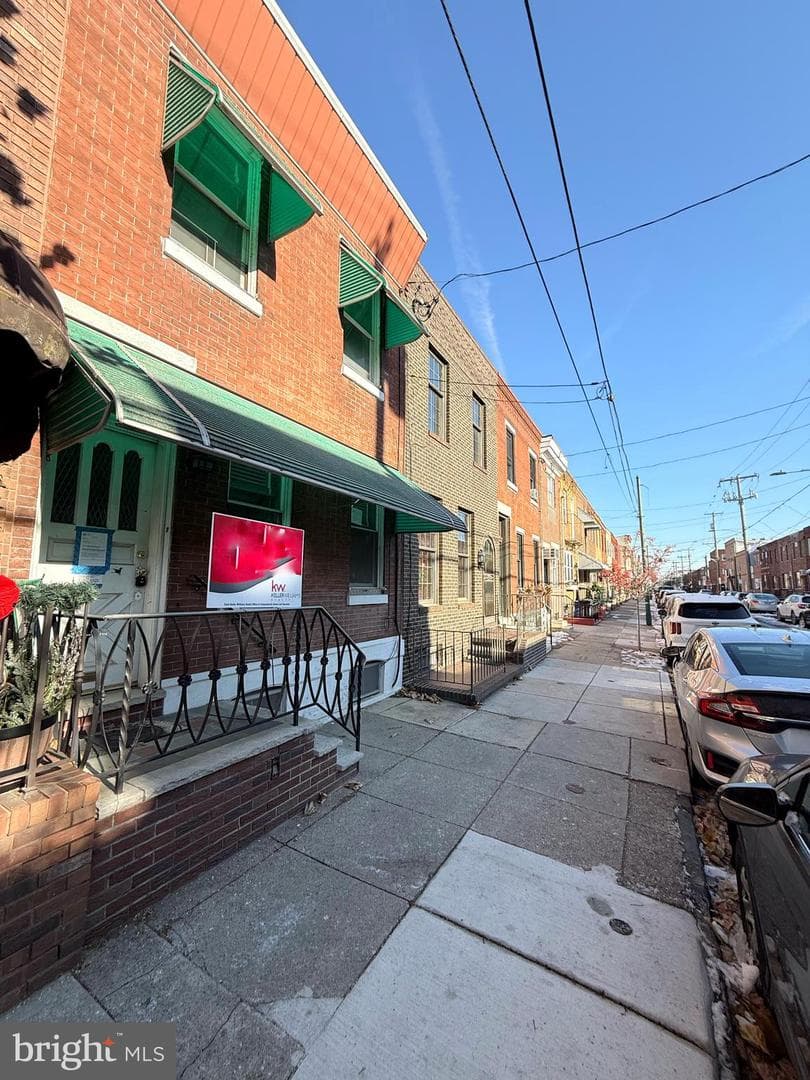 1031 Morris Street photo 4