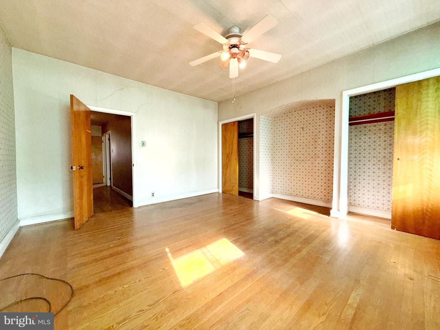 1031 Morris Street photo 43