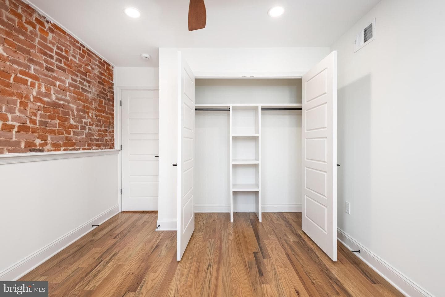 1231 S Markoe Street photo 21