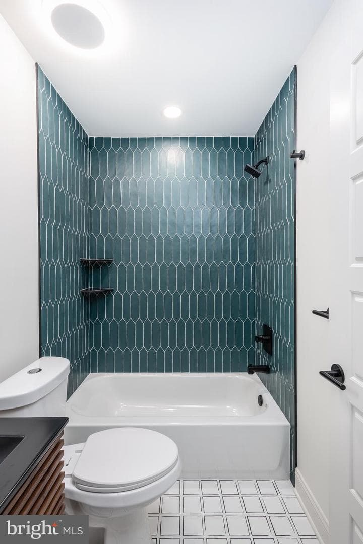 1231 S Markoe Street photo 25