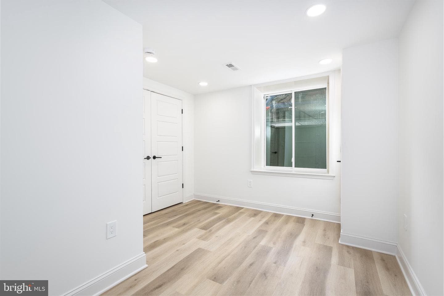 1231 S Markoe Street photo 42