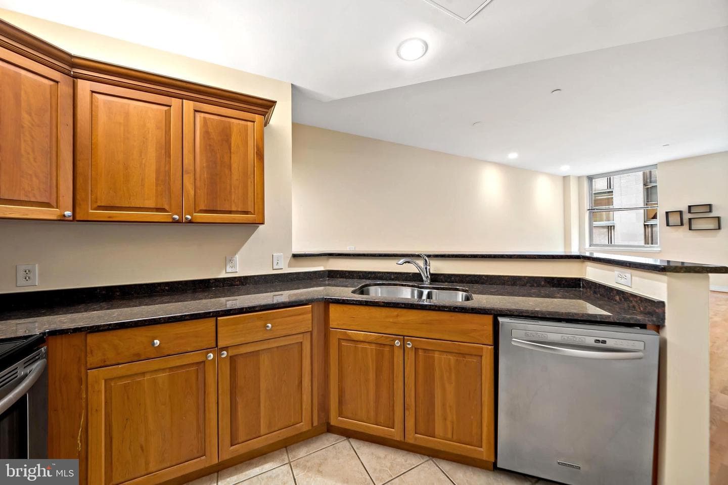 1600 Arch Street #1116 photo 4