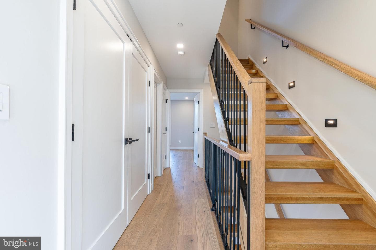 250 Gate Street photo 64