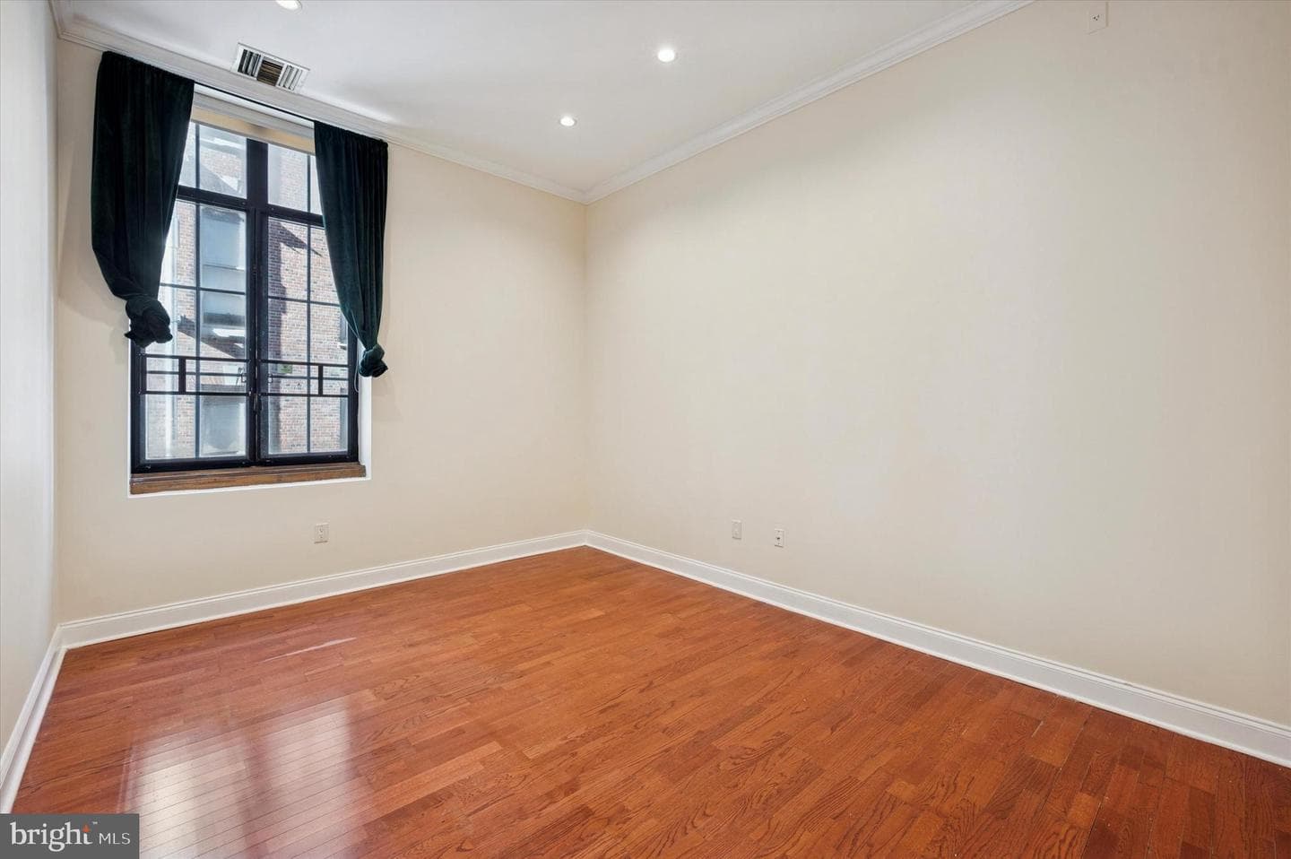 1601 Spring Garden Street #205 photo 5