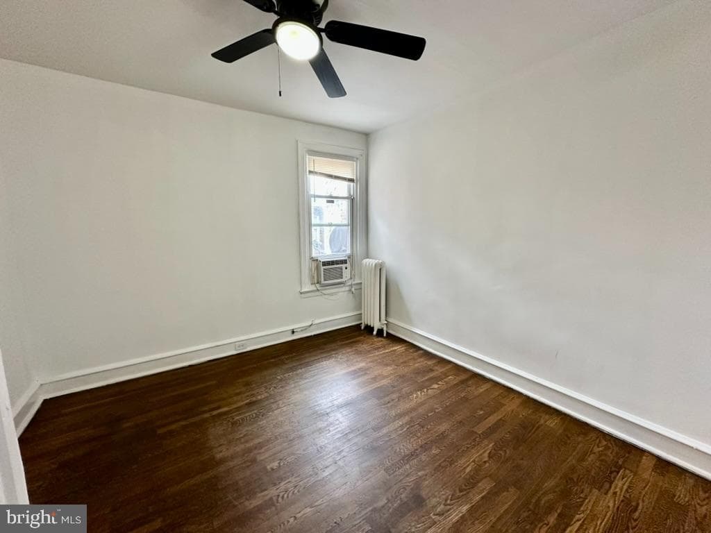 4720 Vista Street photo 4