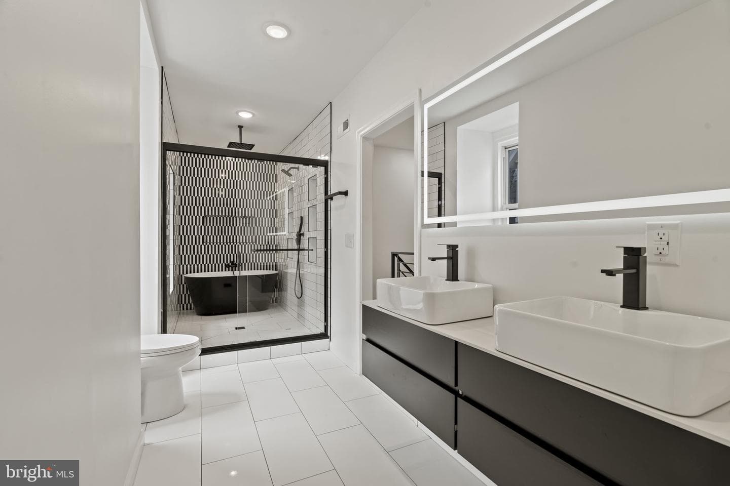 440 E Walnut Lane, Philadelphia
