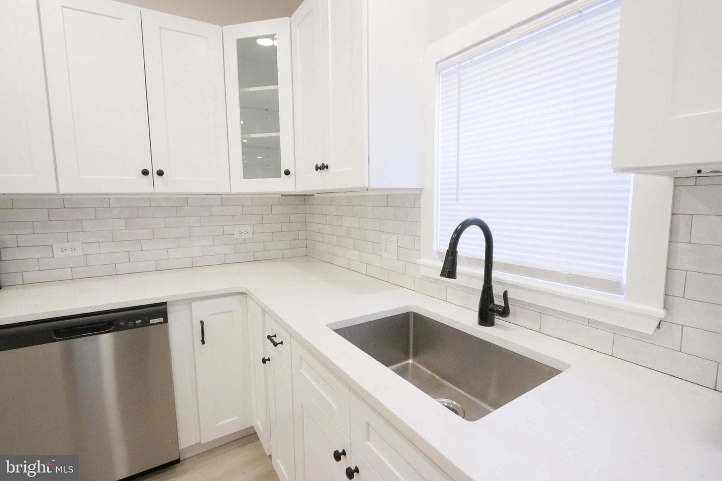 2828 Cedar Street photo 22