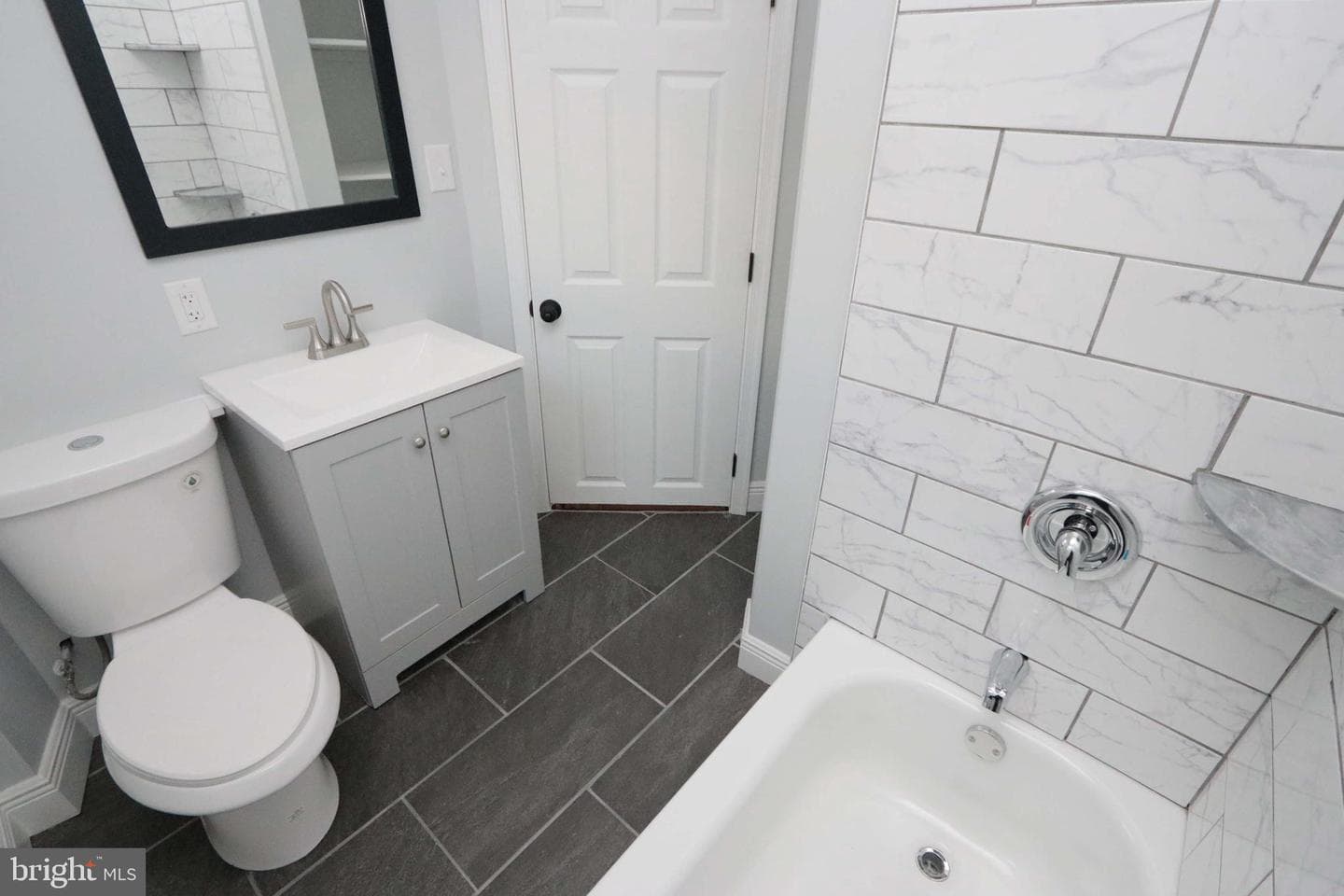 2828 Cedar Street photo 32