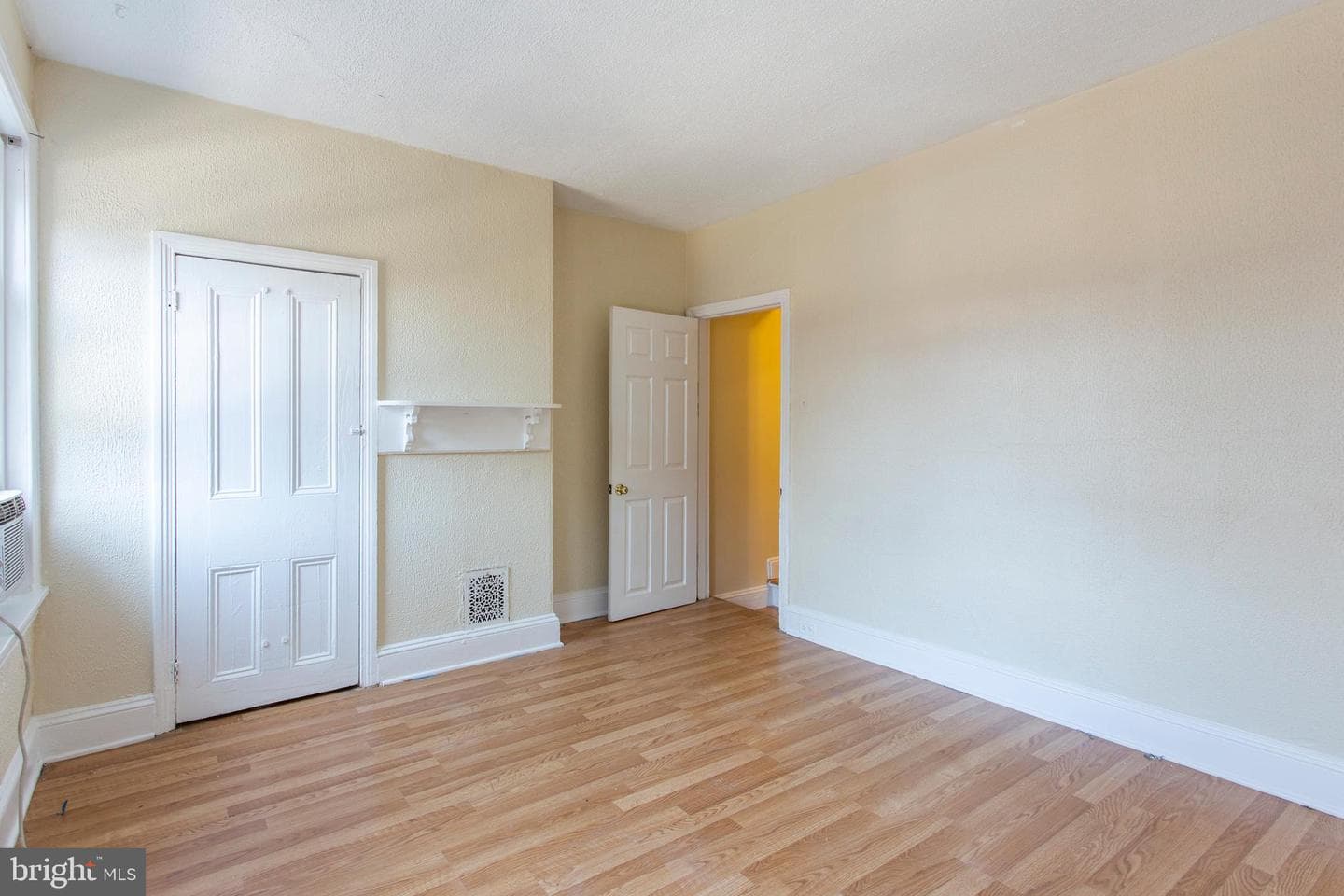 3911 Warren Street photo 16