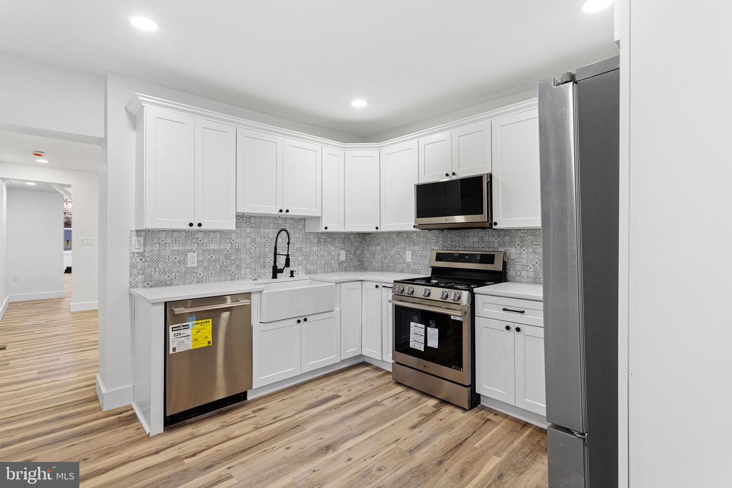 324 Reed Street photo 11