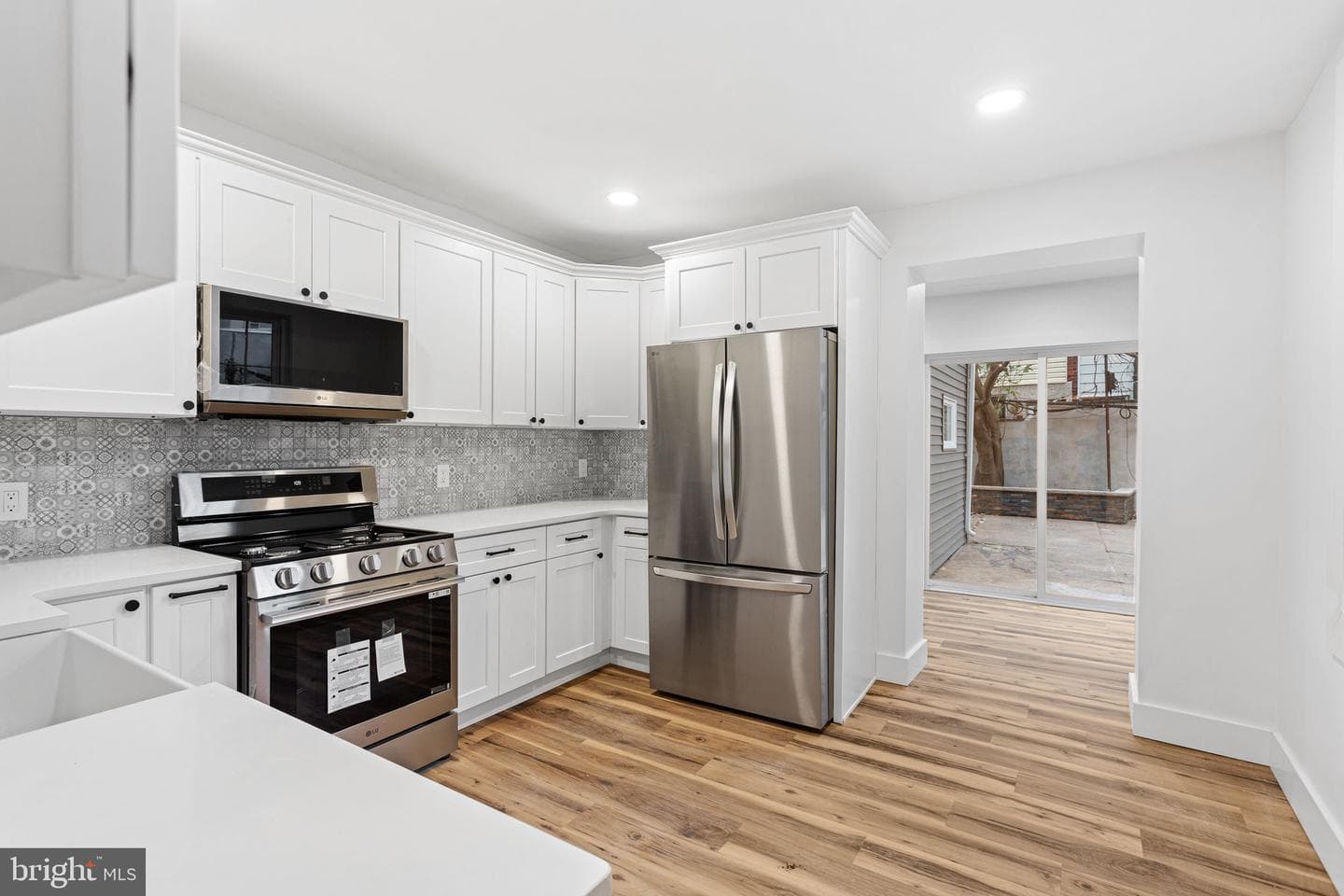 324 Reed Street photo 9