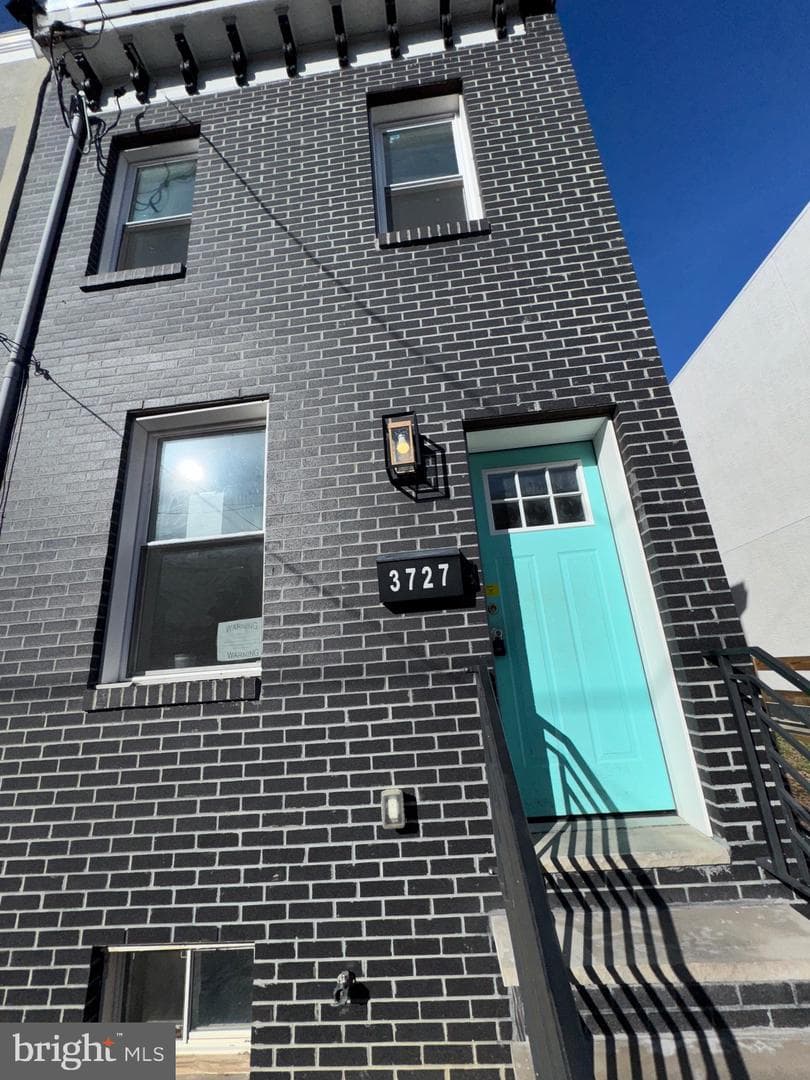 3727 Melon Street photo 12