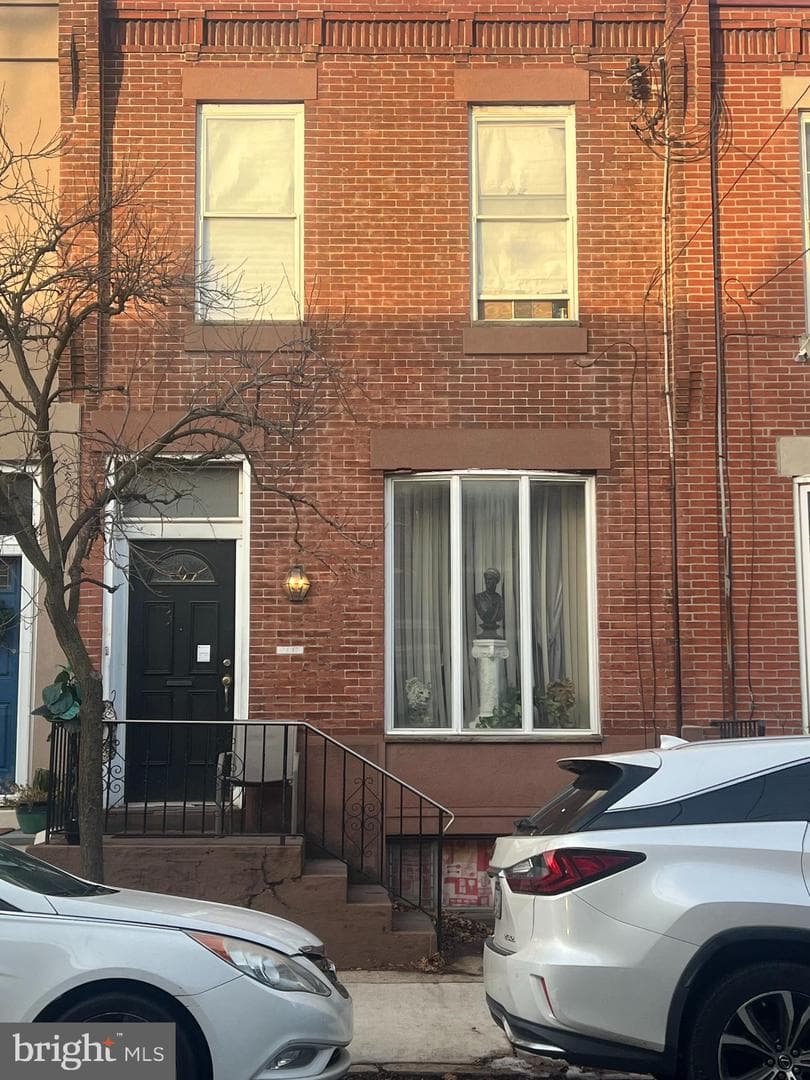 2441 Carpenter Street, Philadelphia