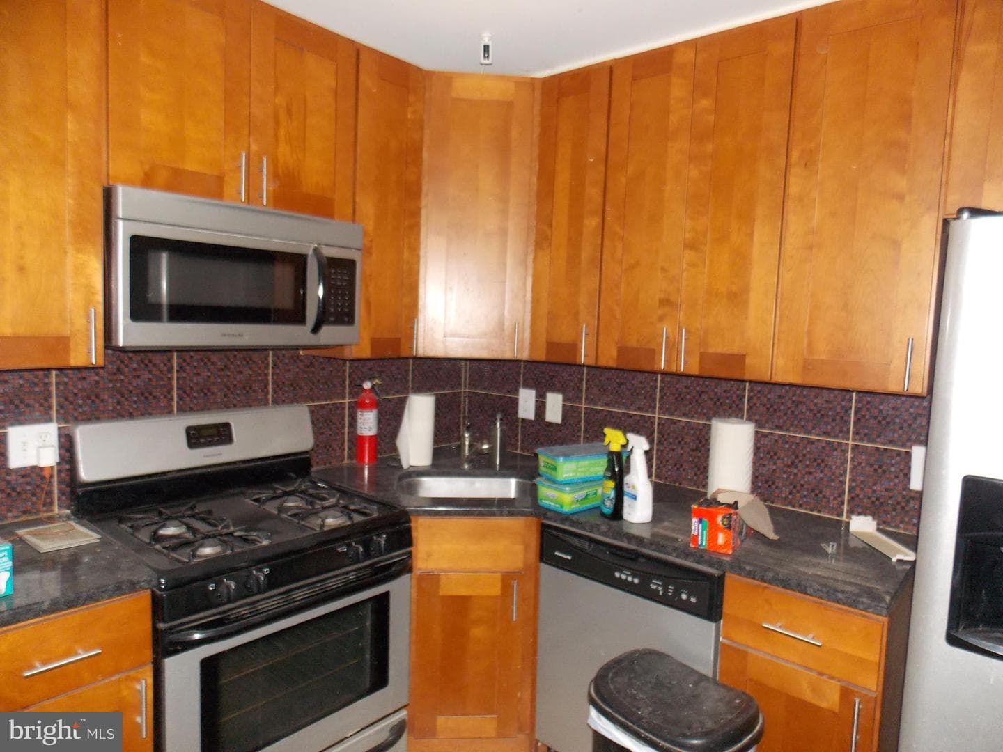 2437 S Reese Street photo 7