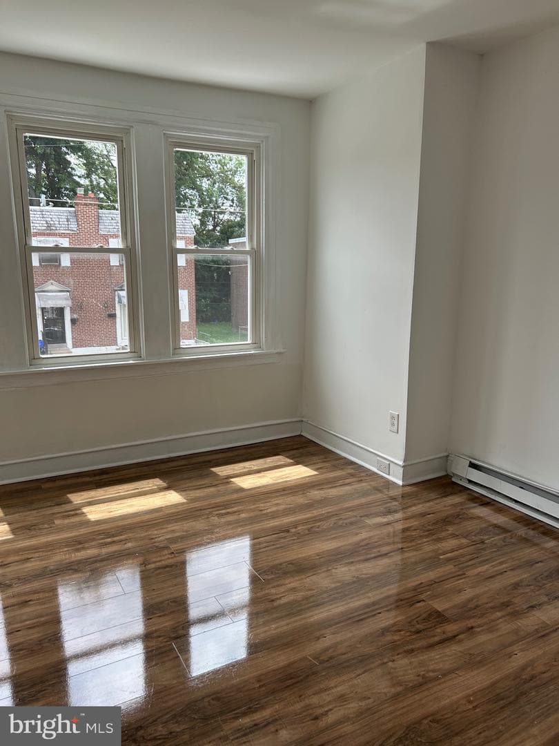 6849 Regent Street photo 5