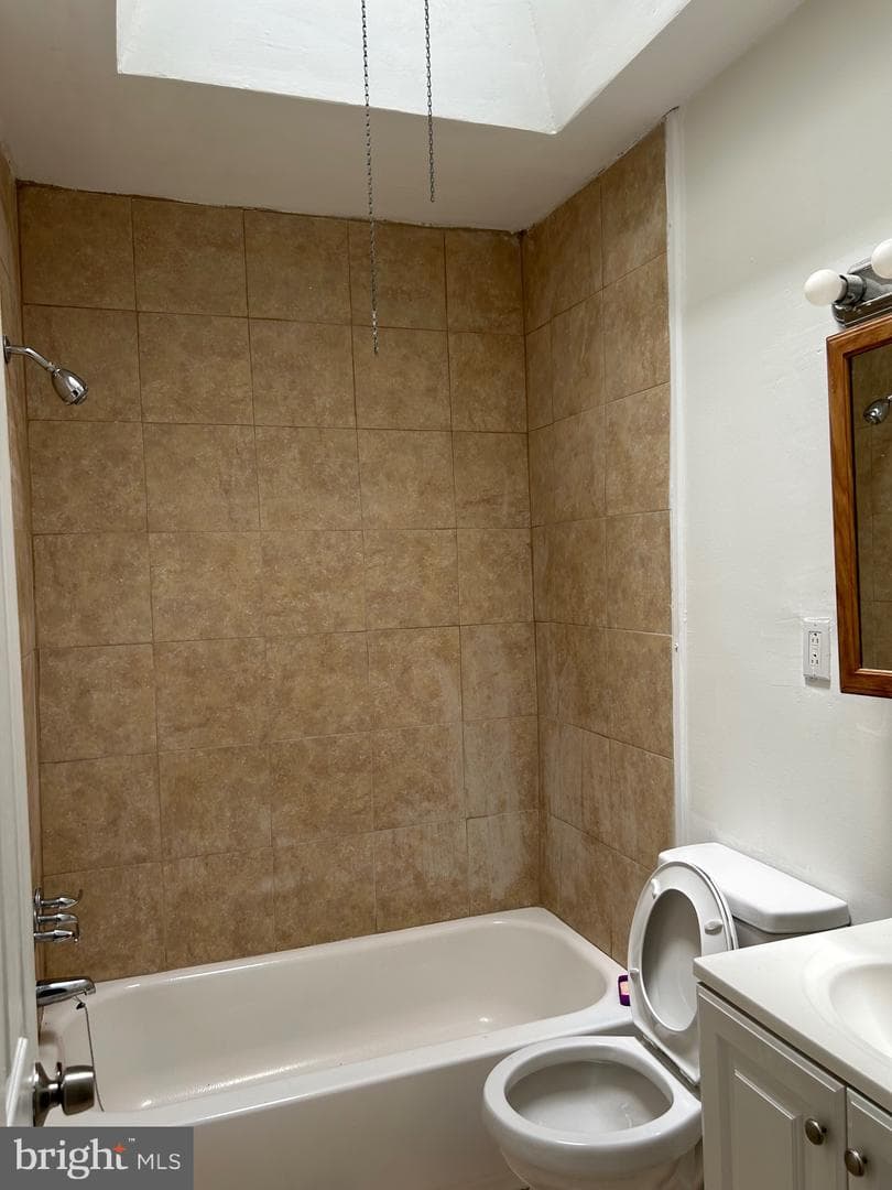 6849 Regent Street photo 7