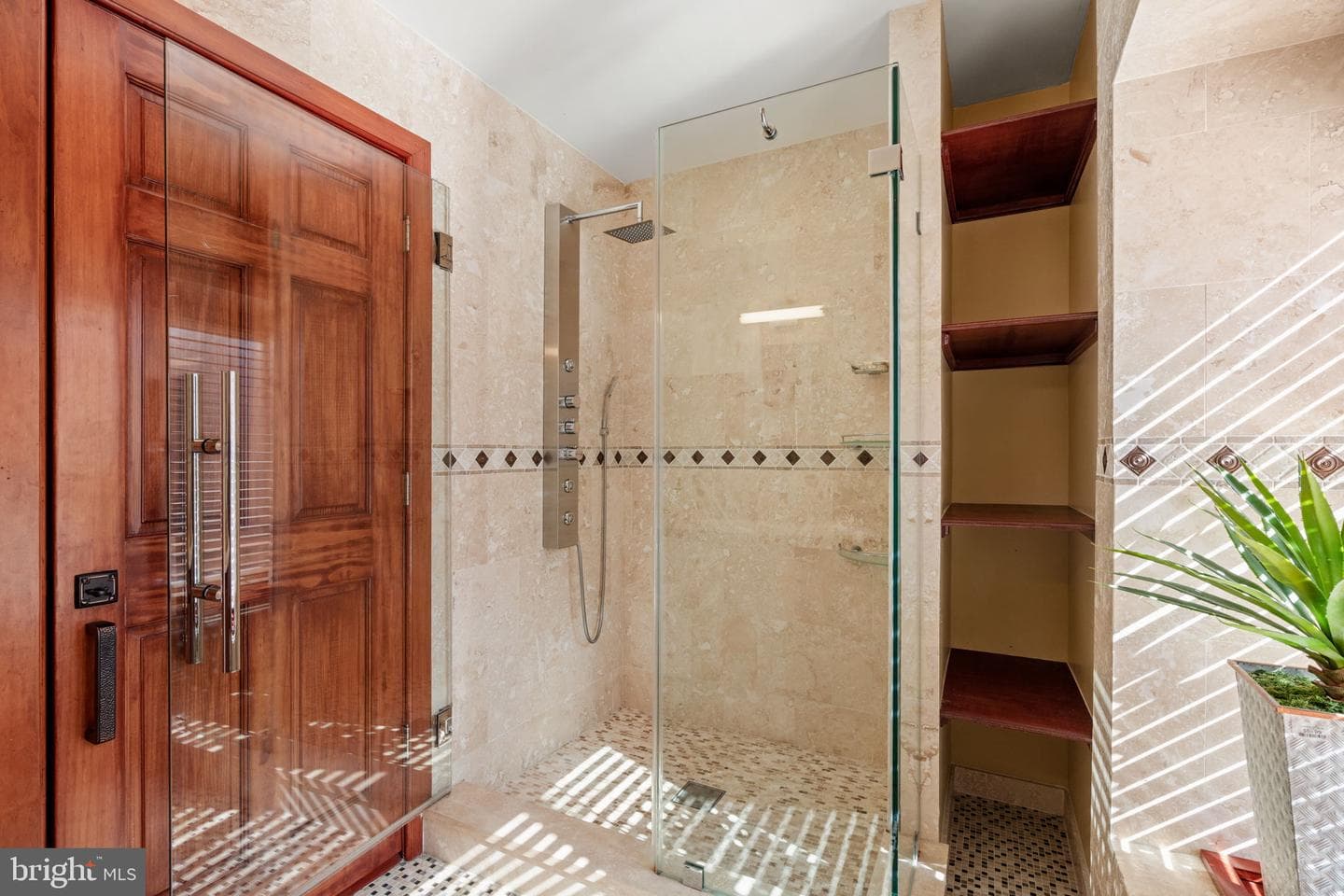 802 Locust Street #201 photo 28
