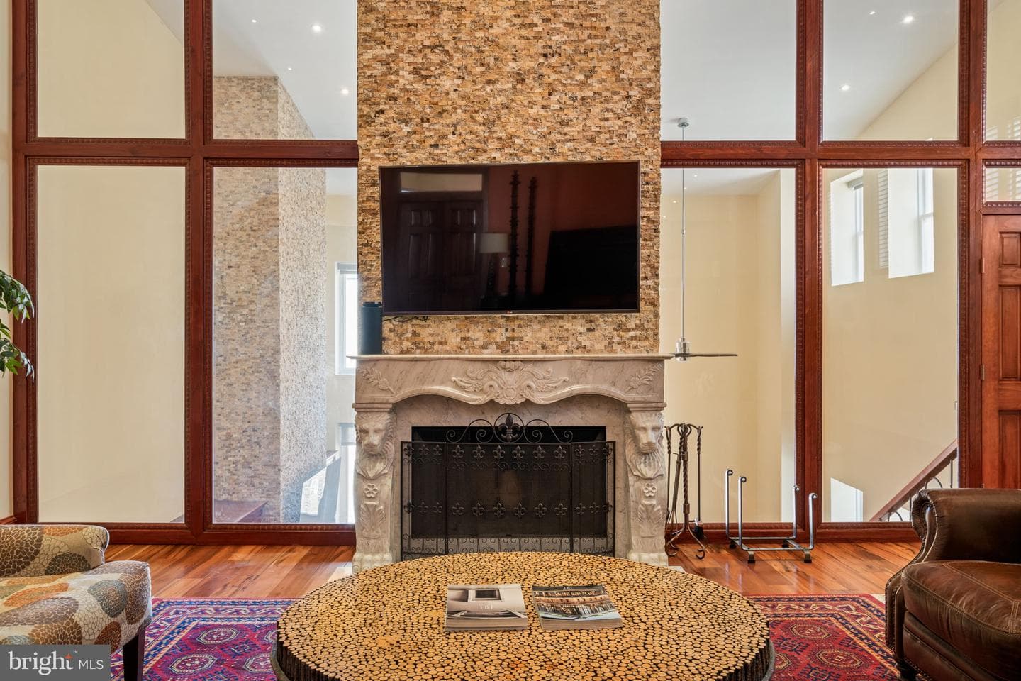 802 Locust Street #201 photo 32