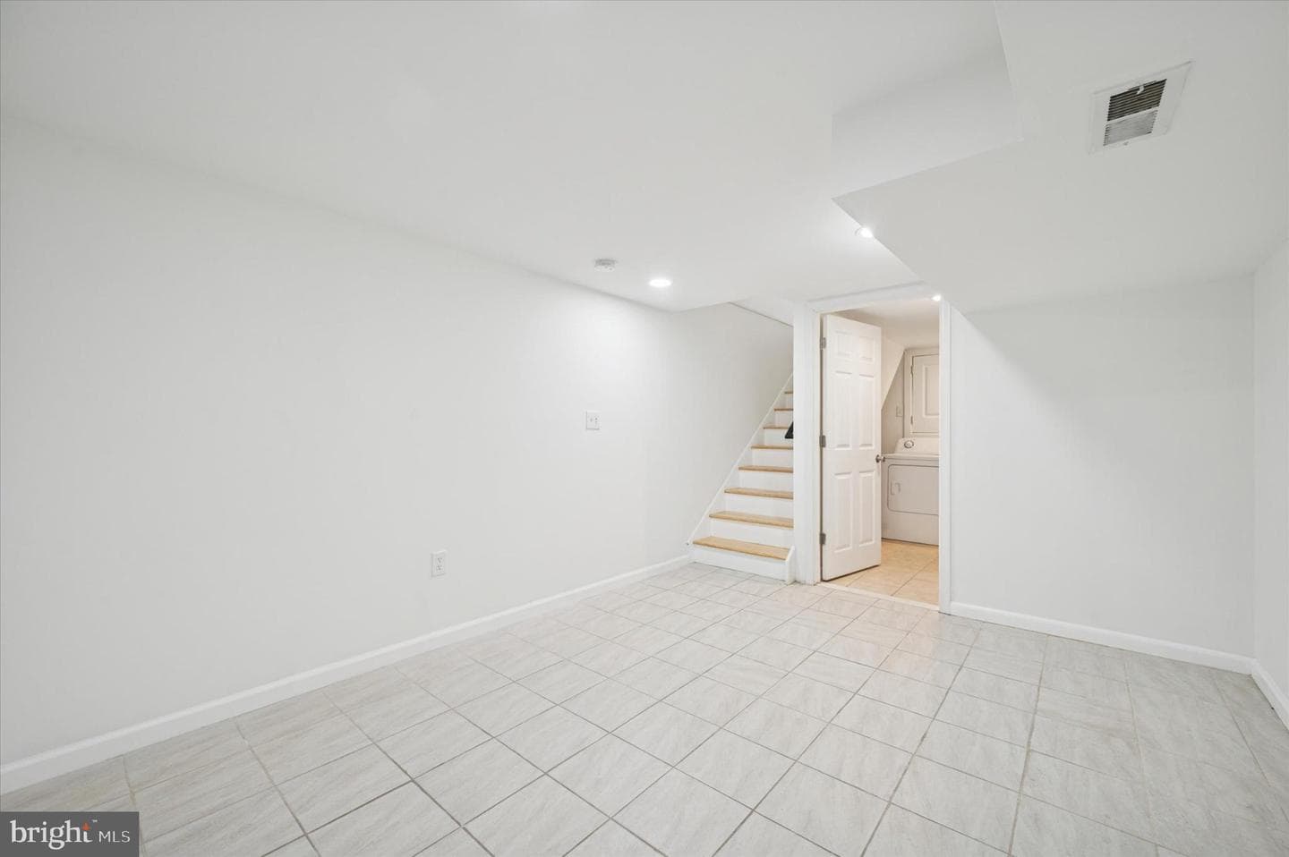 2013 Titan Street photo 16