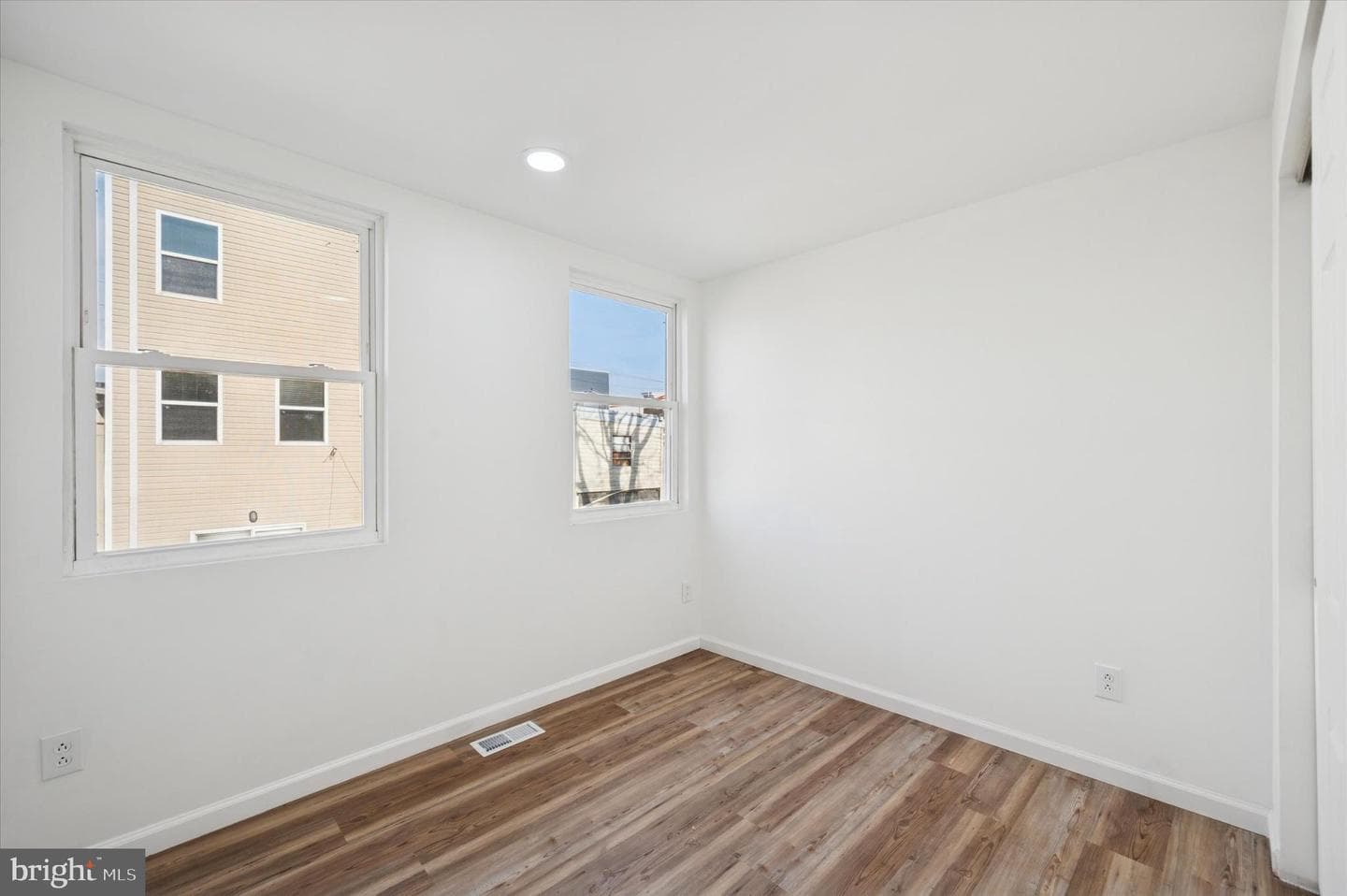 2013 Titan Street photo 27