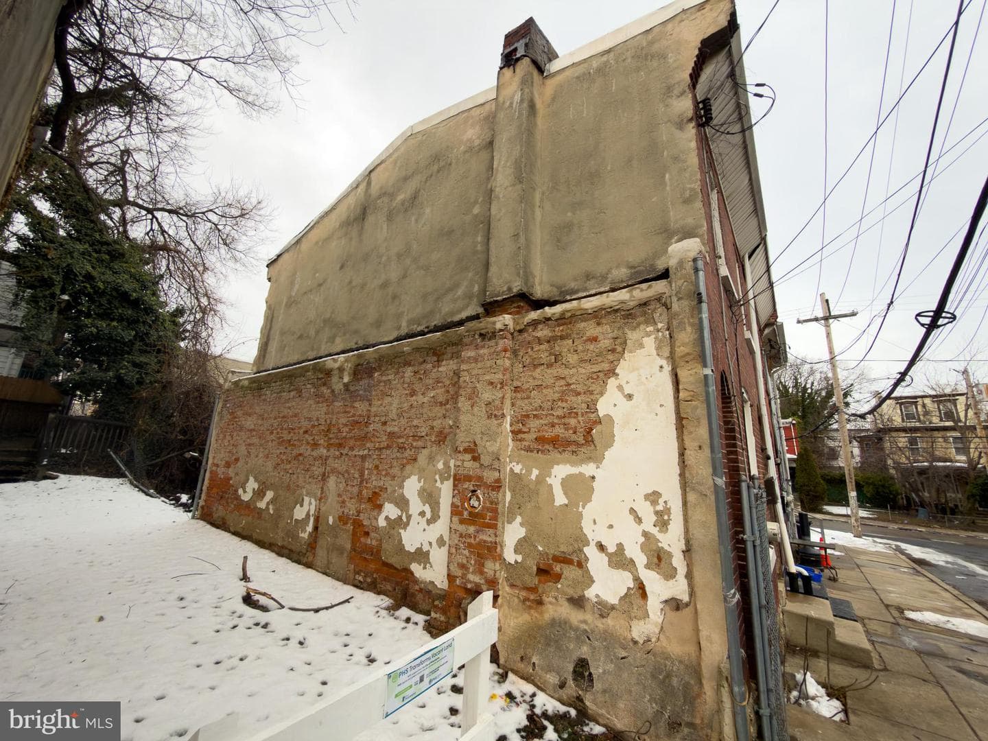 99 E Seymour Street photo 3